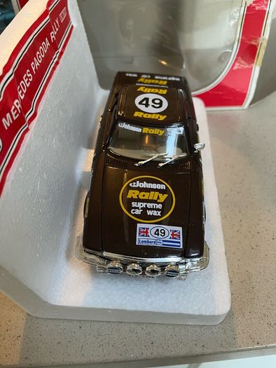 Mercedes 450 SL Pagoda Rally 1/25 Polistil Rare