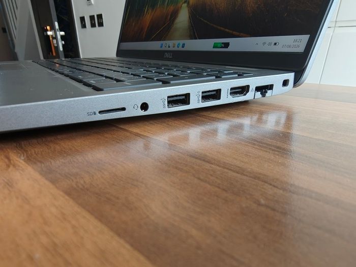 Dell Precision 3570 Laptop | i7 vPro (12th gen) | 16GB DDR5 | 15.6" FHD | 512GB | NVidia 4GB | Win11