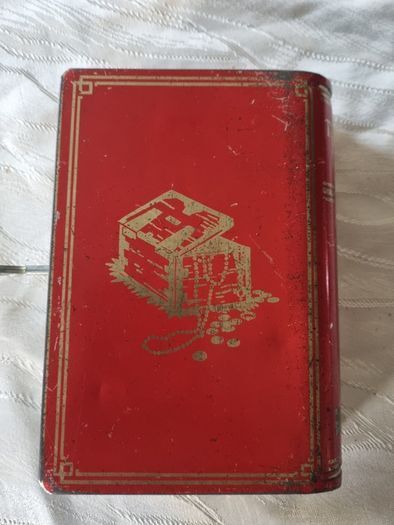 Treasure Island, tin money box