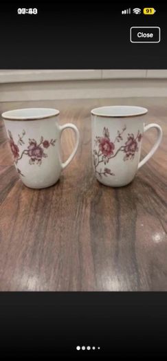 A Pair of Vintage Mugs