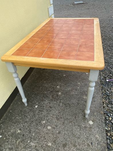 kitchen tables