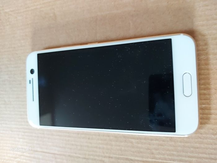 HTC 10 Mobile Phone, Model 2PS6200, in excellent cosmetic condition, FRP Google Locked, for parts or repair