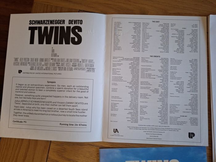TWINS  Movie Press Kit