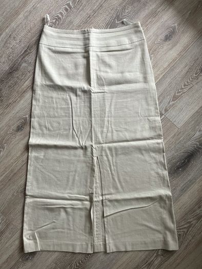 Linen midi skirt beige and more