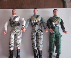 Three  Lanard Toys Ultra Corps Combat Army Soldier Figures 2003. 11.5 inches