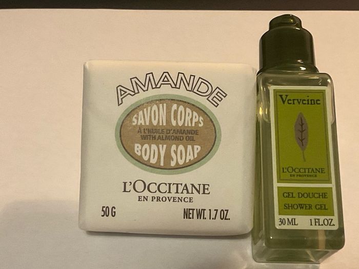 L'Occitane travel set
