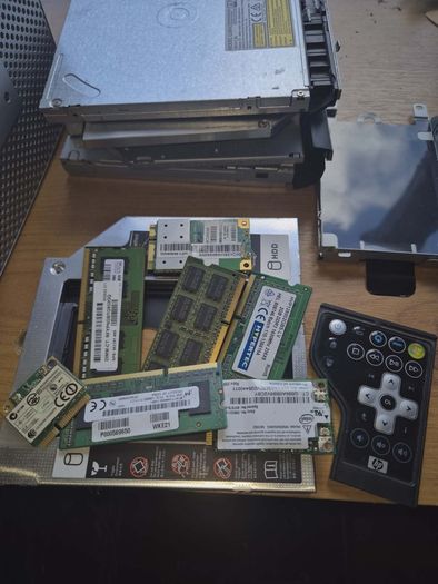 Desktop PC Bundle  4 PCs, 6 Monitors , Accessories (All Working)