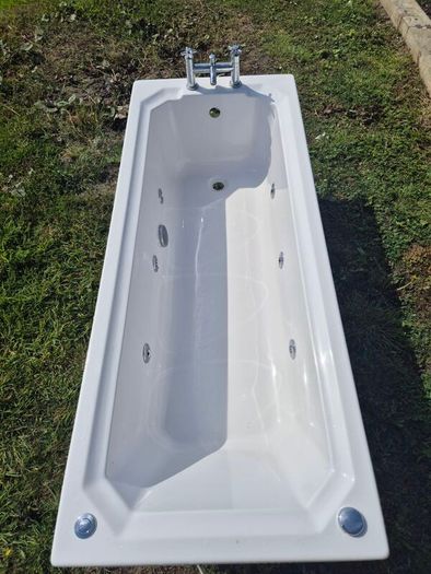 Jacuzzi Bath