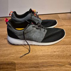 nike roshe run uk 11