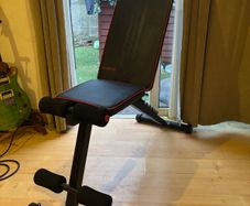 Bench + Barbell + 60kg Weights