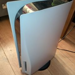 PS5 + 1 controller + 3 games