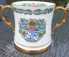 V large Hammersley bone china ER2 1952 loving cup