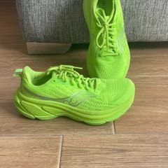 Green Saucony hurricane 25 runners