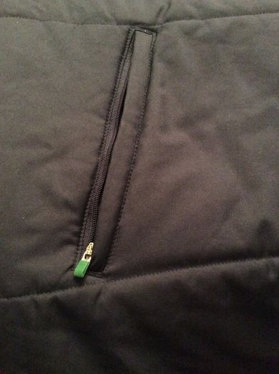Ireland Football. Official Republic Of Ireland Mens Size Large Umbro Bench Coat Sideline Coat. Not A Jersey. Collect In Dublin Or Receive Via Post.
