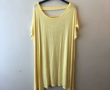 Yellow top (size 14)