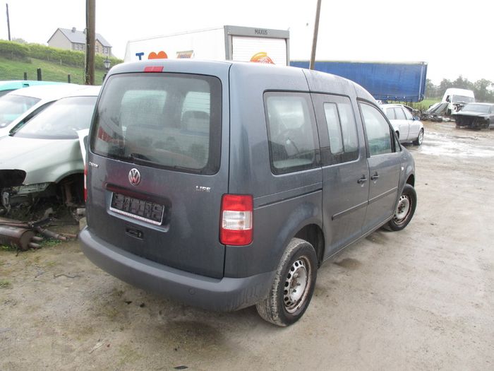 vw caddy 1.4 petrol 7 seater BREAKING