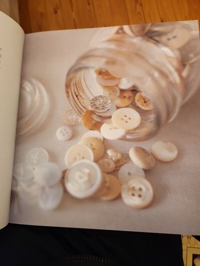 Fabric Scrapping   Creative And Fun Sewing Ideas For The Home.  Bykatue Ebben. Large Volume  Hardback In Very Good Condition.