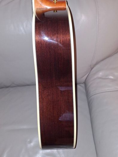 takamine acoustic