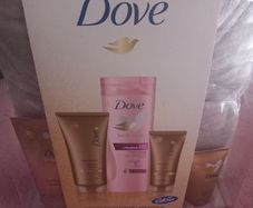 Brand New Dove Tanning Giftset