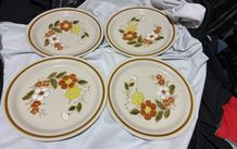 Mountain Wood Stoneware large dinner plates