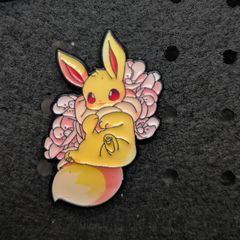 Flareon enamel pin