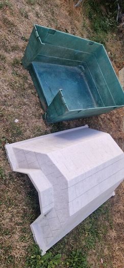 Large dog kennel