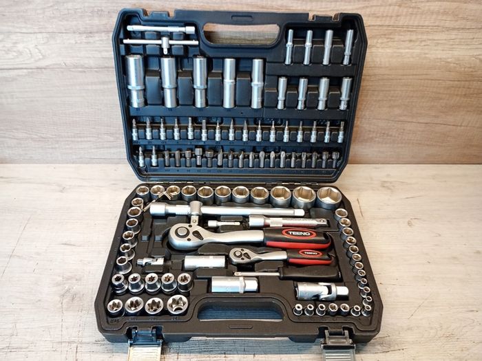 TEENO 108 Piece 1/4"&1/2" Drive Socket Set with Bits Set,72 Quick Release Ratchet Wrench,Chrome Vanadium