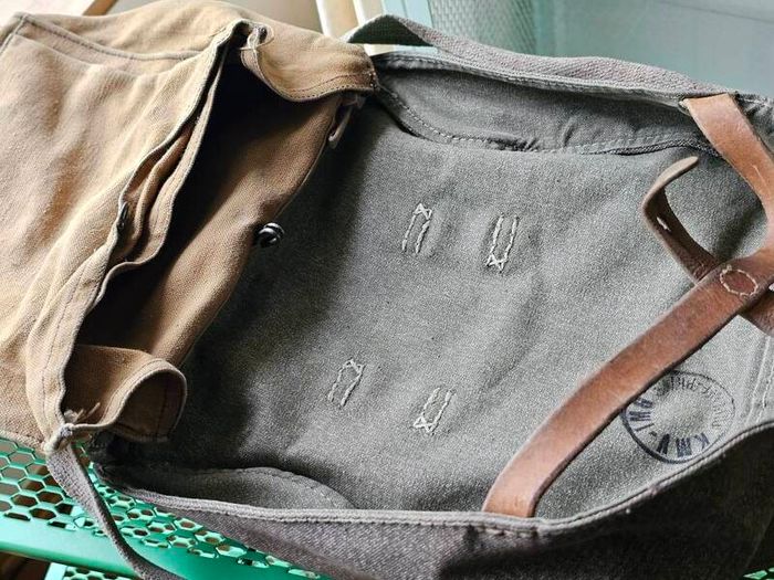Vintage 1950s Swiss Army Military Bread Bag Shoulder bag Collectable Militaria