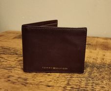 Tommy Hilfiger Mini Wallet.