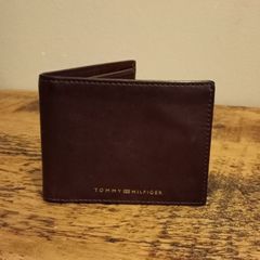 Tommy Hilfiger Mini Wallet.