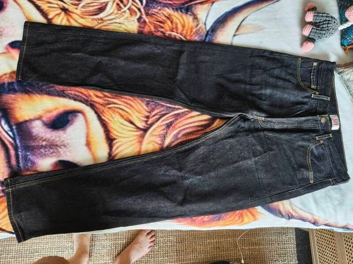 Levi's