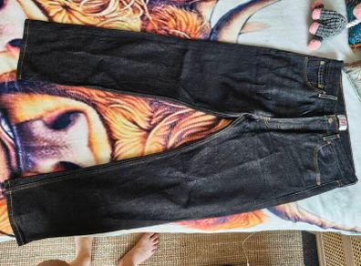 Levi's