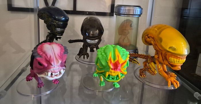 predator alien pop funko figure