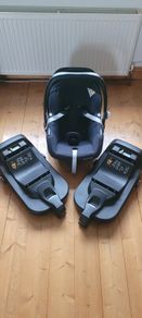 Maxi Cosi one year old one base plus seat remaining
