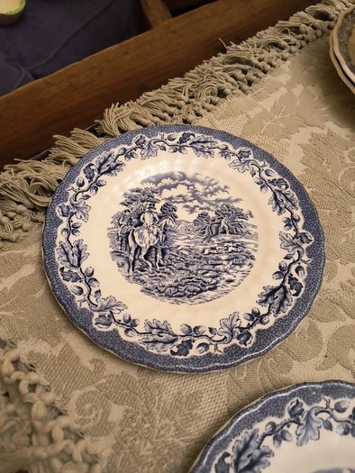 Myotts - Country Life Plates.