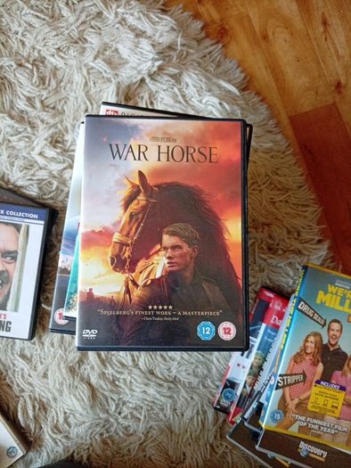 Thriller, Comedy, Horror, Drama, Romance, Musical films, movies on dvd