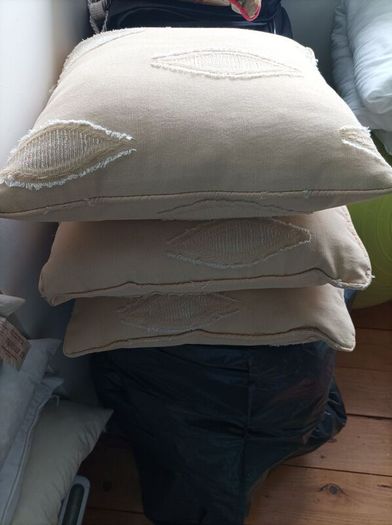 2 x Pairs Curtains & 3 Free Matching Cushions