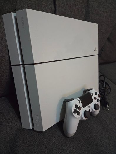 PS4 1TB with firmware 11.02 Jailbroken