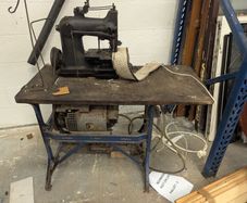 Singer Industrial Sewing Machine Possibly 45K or 132K