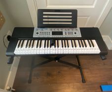 Piano Keyboard and stand Brand Rockjam