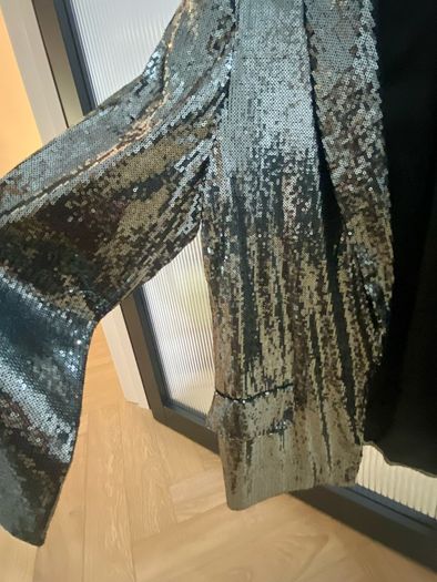 Sequin blazer size 12 - 14