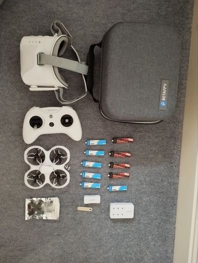 Drone FPV Cetus X + set of powerful batteries