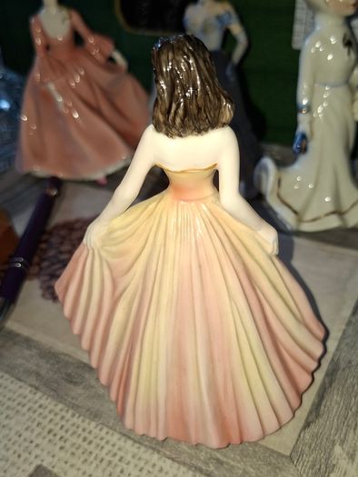 4 Beautiful Old Coalport Ladies, PRICE IS FOR 1 ONLY, Postage Available or Collection