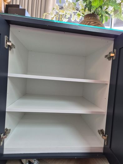 Kitchen Island FOR SALE