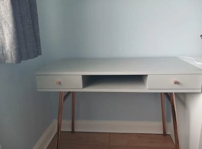 Office Desk & Chair