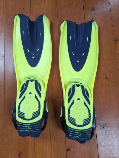 Subea diving fins UK 3-5.5