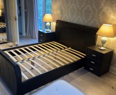 King Size Bed + 2 Bedside Lockers