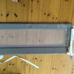Bed rail. Dreambaby milan deluxe padded