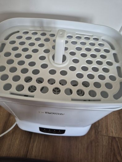 Dr. Browns bottle sterilizer and Dryer