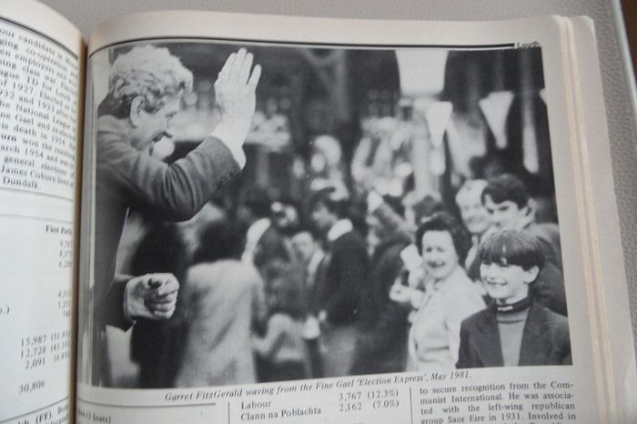 26 Counties On Irish Politics 1930's to 1980's Old Book Of The Magill Book Of Irish Politics , The Parties , The Election's The Photographs Of Sixty Years , Incorporating Election's To 81 By Vincent Brown
